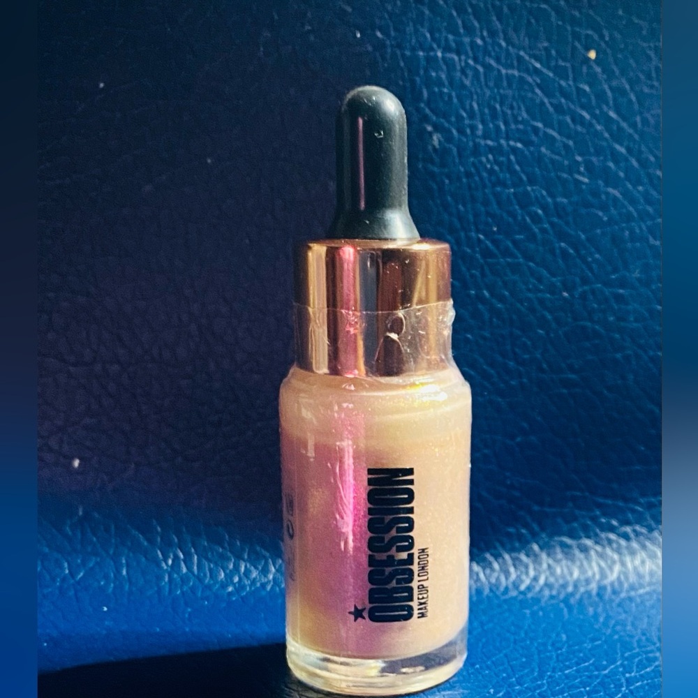 MAKEUP OBSESSION High Reflective Liquid Illuminator, FIERCE